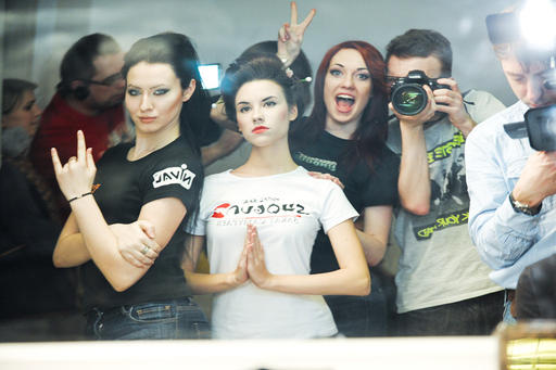 Miss Gamer - Дневник Miss GAMER 2. 11 красоток и фотограф: первая фотосессия финалисток!